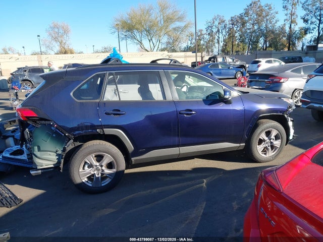 JTMRWRFV8SJ077371 Toyota Rav4 Xle