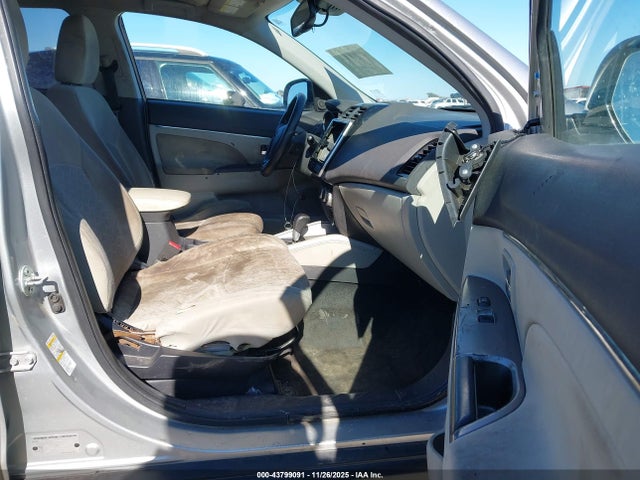 2020 MITSUBISHI OUTLANDER SPORT JA4AR3AU4LU022247 Photo 4