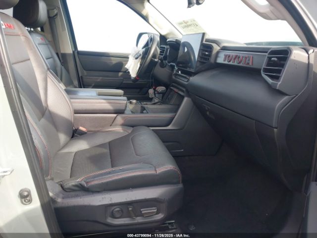 2022 TOYOTA TUNDRA HYBRID 5TFPC5DB9NX004190 Photo 4