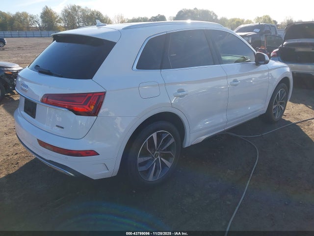 2021 AUDI Q5 WA1BAAFY9M2017506 Photo 3