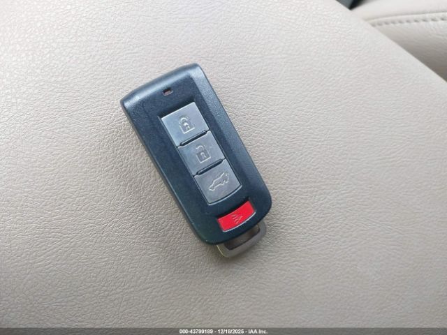 2019 MITSUBISHI OUTLANDER JA4AZ3A32KZ042022 Photo 10