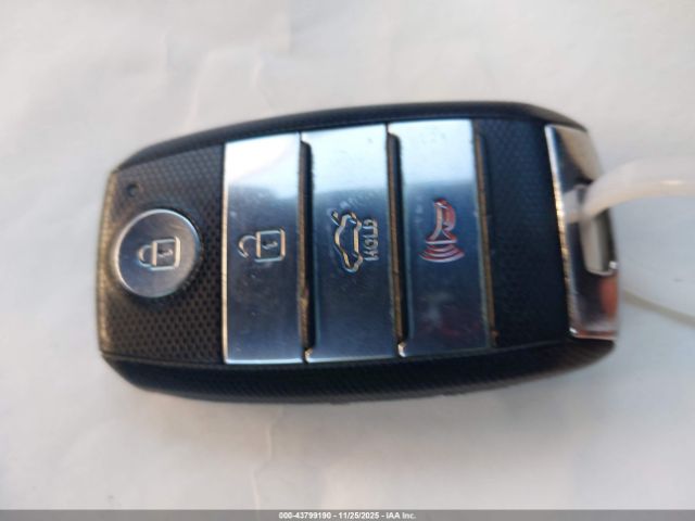 2018 KIA OPTIMA 5XXGU4L35JG234067 Photo 10