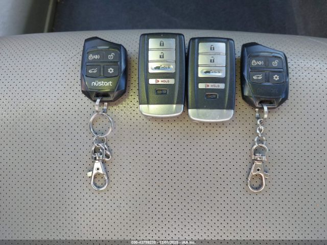 2017 ACURA RDX 5J8TB4H53HL030829 Photo 10