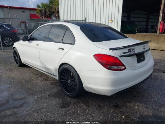 2017 MERCEDES-BENZ C 300 55SWF4JB8HU220918 Photo 2