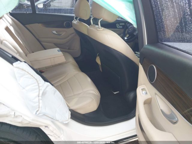 2017 MERCEDES-BENZ C 300 55SWF4JB8HU220918 Photo 7