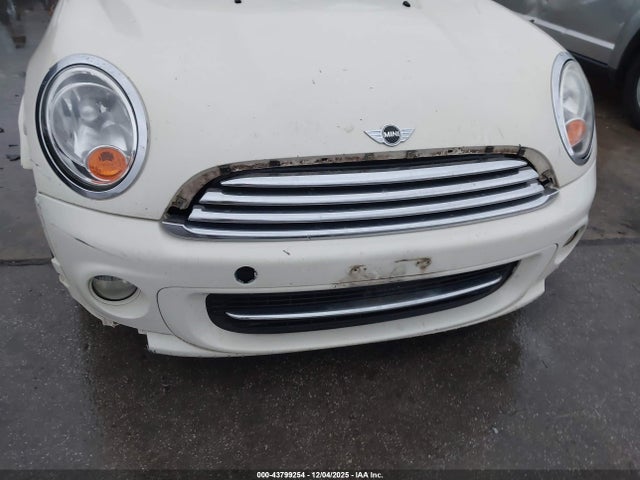 2012 MINI COOPER WMWSU3C52CT261877 Photo 5