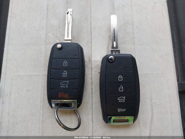 KIA Soul 2015 KNDJN2A27F7219913 Image 11