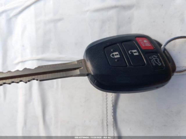 2019 TOYOTA HIGHLANDER 5TDZZRFH1KS333712 Photo 10