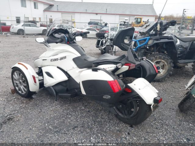2013 CAN-AM SPYDER ROADSTER 2BXNCBC19DV001213 Photo 2