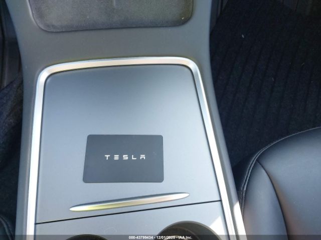 2022 TESLA MODEL Y 7SAYGDEF7NF405920 Photo 10