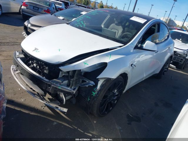 2022 TESLA MODEL Y 7SAYGDEF7NF405920 Photo 1