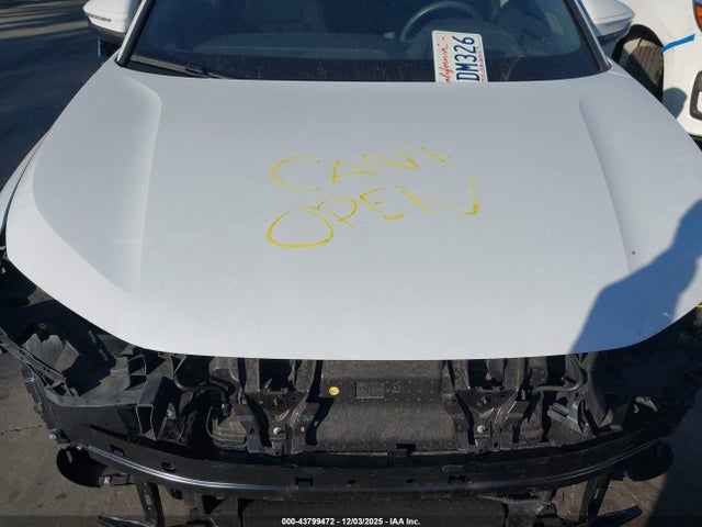 2024 AUDI Q4 E-TRON WA1LUBFZ8RP056821 Photo 9