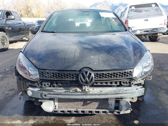 2011 Volkswagen Gti 2-door მანქანა იყიდება აუქციონზე, vin: WVWEV7AJ1BW050946, აუქციონის ნომერი: 43799505