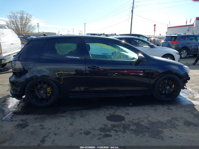 2011 Volkswagen Gti 2-door მანქანა იყიდება აუქციონზე, vin: WVWEV7AJ1BW050946, აუქციონის ნომერი: 43799505