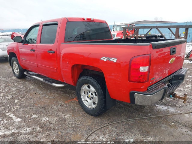 2012 CHEVROLET SILVERADO 1500 1GCPKSE7XCF106077 Photo 2