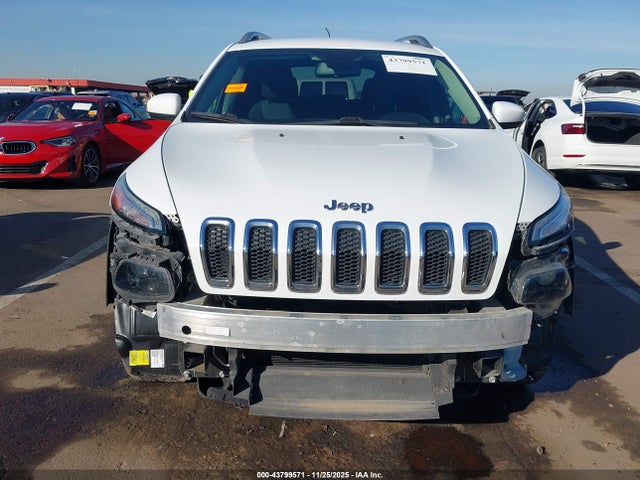 1C4PJLCBXHW547926 Jeep Cherokee Latitude Fwd