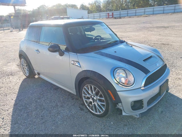 2012 MINI COOPER S WMWSV3C59CTY26364 Photo 0