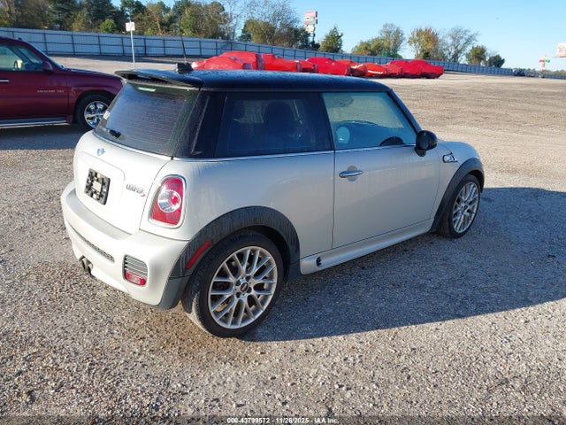 2012 MINI COOPER S WMWSV3C59CTY26364 Photo 3