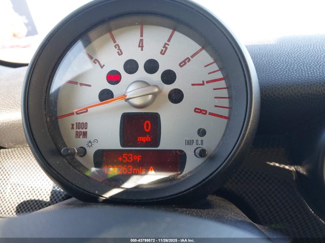 2012 MINI COOPER S WMWSV3C59CTY26364 Photo 6