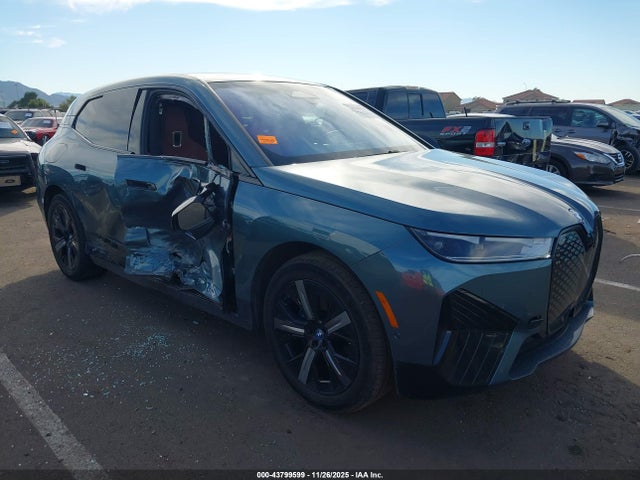 2023 BMW IX WB523CF04PCM41160