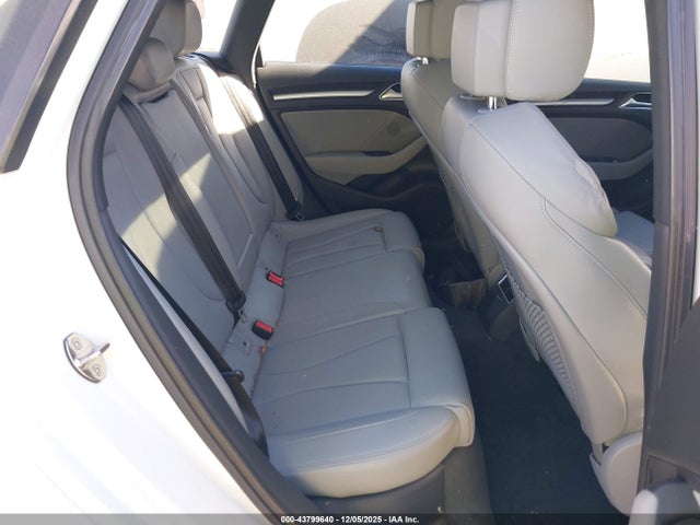 2018 AUDI A3 E-TRON WAUUPBFF7JA112002 Photo 7