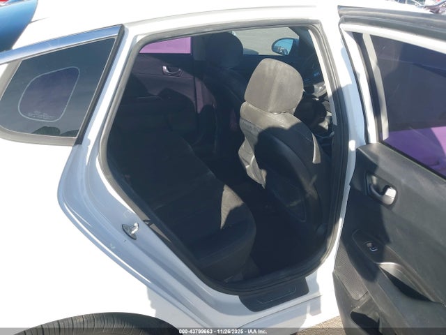 5XXGT4L31LG382058 KIA Optima Lx