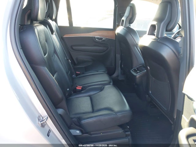 2022 VOLVO XC90 YV4A22PK8N1785402 Photo 7