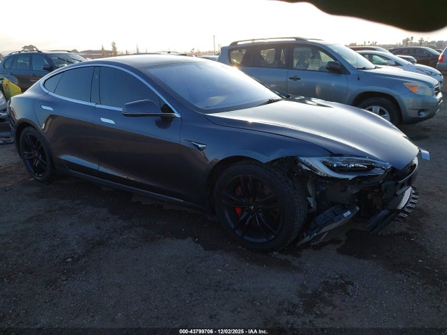 2017 TESLA MODEL S 5YJSA1E22HF231680