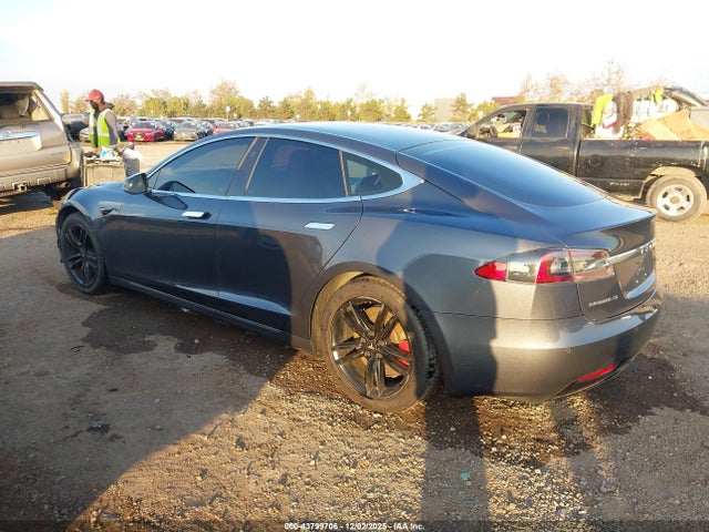 2017 TESLA MODEL S 5YJSA1E22HF231680 Photo 2