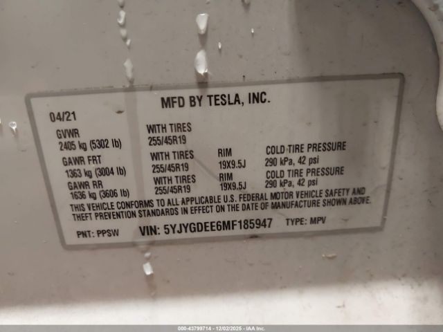 2021 TESLA MODEL Y 5YJYGDEE6MF185947 Photo 8