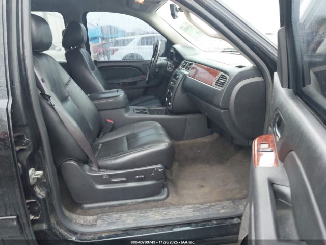 2014 GMC YUKON XL 1500 1GKS2KE77ER117389 Photo 4