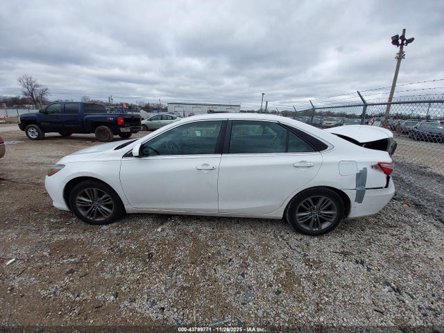 2015 Toyota Camry Se მანქანა იყიდება აუქციონზე, vin: 4T1BF1FK2FU018227, აუქციონის ნომერი: 43799771