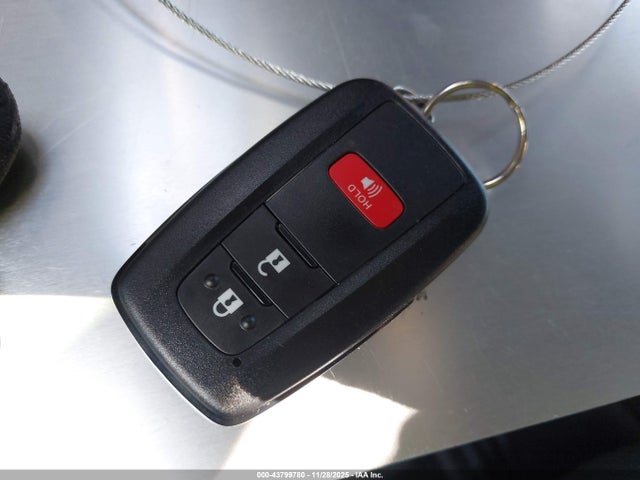 Продажа на аукционе авто 2022 Toyota Corolla Se Nightshade Edition, vin: JTND4MBE8N3174762, номер лота: 43799780