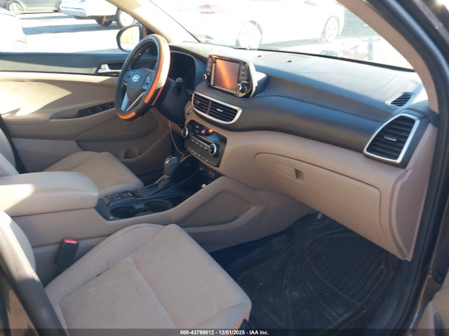 Hyundai Tucson Value 2019 KM8J3CA41KU055840 Image 5