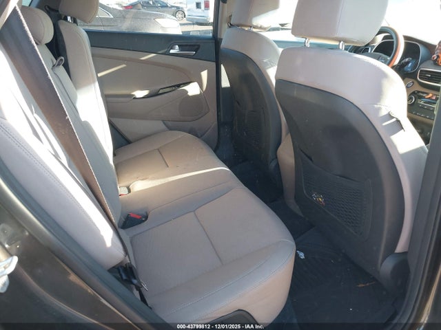 Hyundai Tucson Value 2019 KM8J3CA41KU055840 Image 8