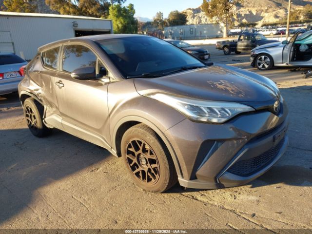 2021 TOYOTA C-HR JTNKHMBX6M1096019