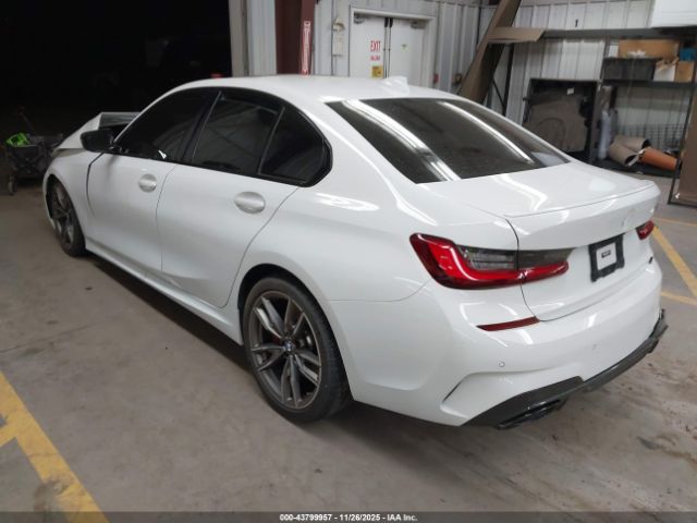 2022 BMW 3 SERIES 3MW5U7J03N8C51946 Photo 2