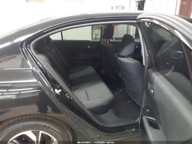 1HGCR2F32HA205097 Honda k24w1