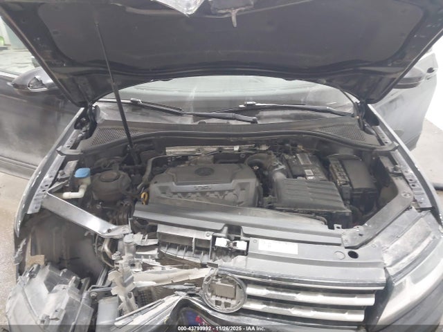 3VV2B7AX5KM066164 Volkswagen Tiguan 2.0t Se/2.0t Sel/2.0t Sel R-line/2.0t Sel R-line Black