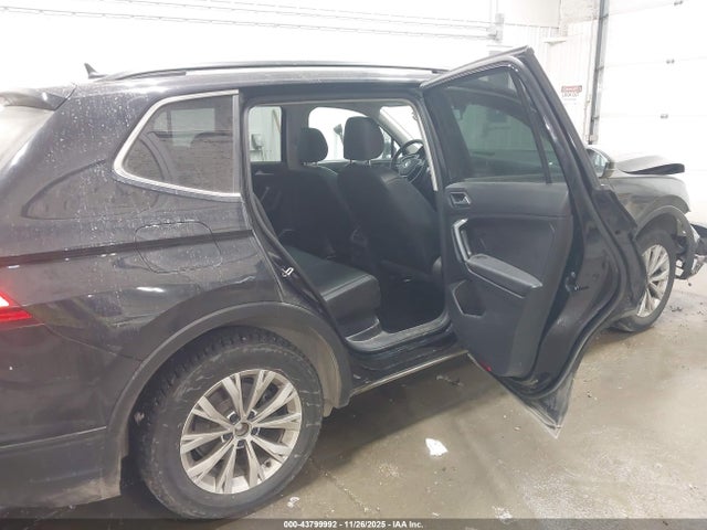 3VV2B7AX5KM066164 Volkswagen Tiguan 2.0t Se/2.0t Sel/2.0t Sel R-line/2.0t Sel R-line Black
