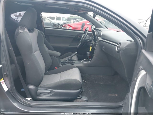 Scion TC 2014 JTKJF5C71E3079105 Image 5