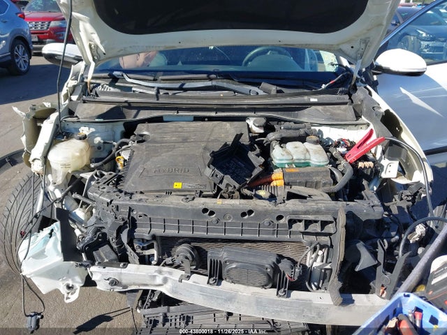 KNDCC3LC9H5065682 KIA NIRO EX
