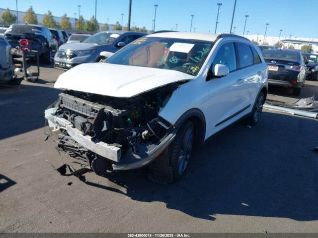 KNDCC3LC9H5065682 KIA NIRO EX