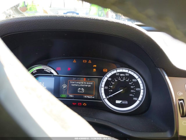 KNDCC3LC9H5065682 KIA NIRO EX