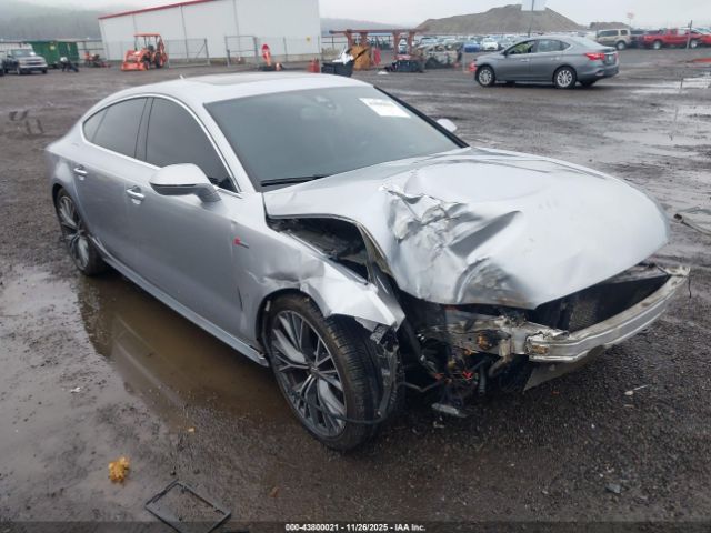 2016 AUDI A7 WAU2GAFC7GN008571