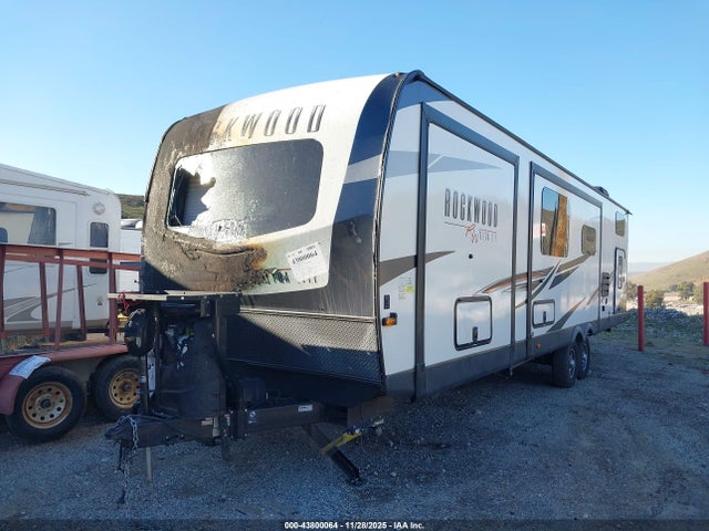 4X4TRLE25NZ178174 Forest River Rockwood