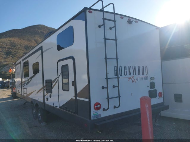 4X4TRLE25NZ178174 Forest River Rockwood
