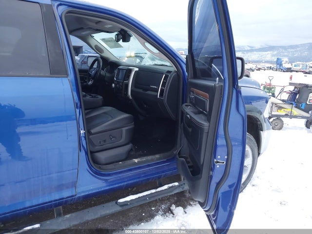 2015 Ram 1500 Laramie მანქანა იყიდება აუქციონზე, vin: 1C6RR7VT1FS759592, აუქციონის ნომერი: 43800107