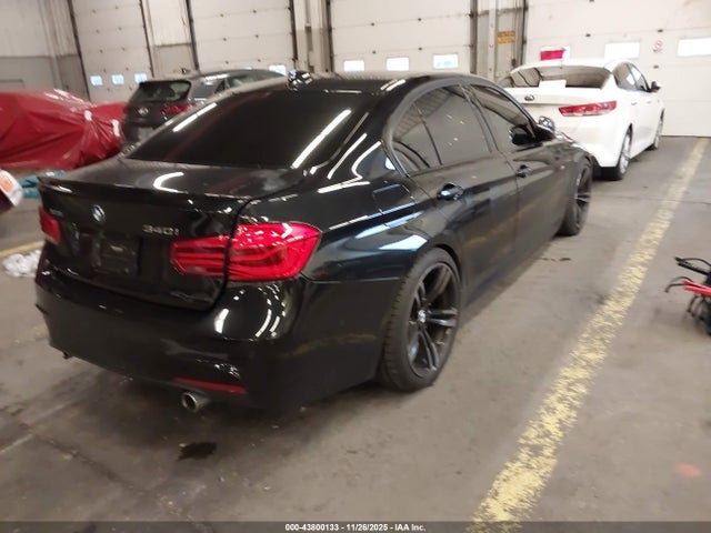 BMW 340i Xdrive 2018 WBA8B7C54JA577099 Image 4