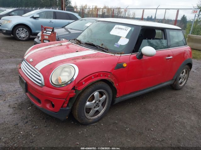 2007 MINI COOPER WMWMF33587TL68408 Photo 1